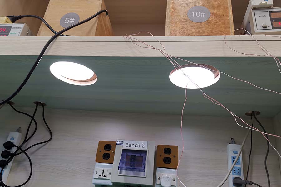 Temperature Measurement Test for LED Lights
