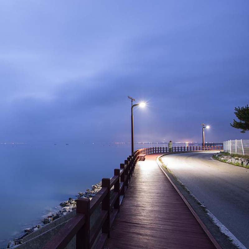LED Streetlights Installed by Seaside