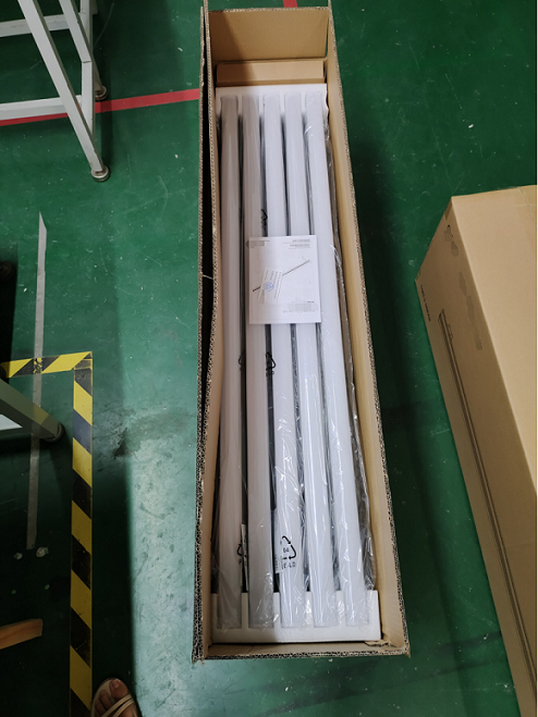 inside packaging, accessories of LED tube battens